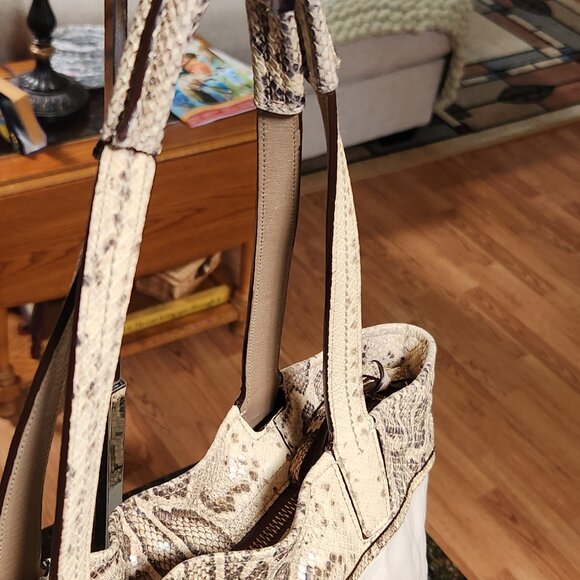 COACH Audrey soft smooth and supple cream leather tote w/snakeskin trim/dustbag - Picture 15 of 15